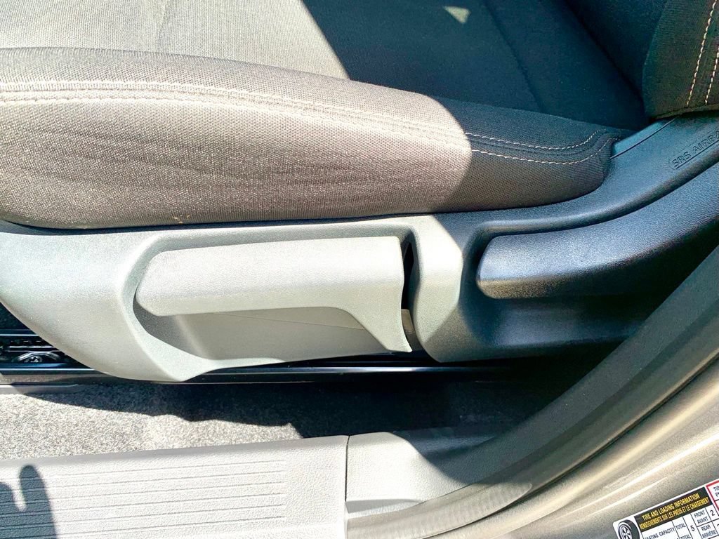 Used 2026 Nissan Rogue S FWD image 43