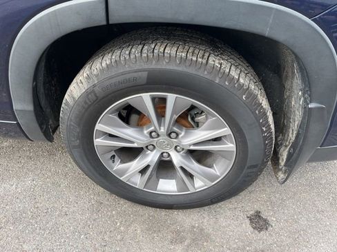 Used 2014 Toyota Highlander Plus image 17