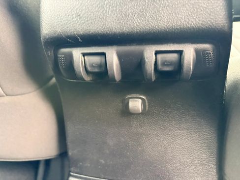 Used 2014 Jeep Wrangler Unlimited Sahara w/ Dual Top Group AWD/4WD image 19