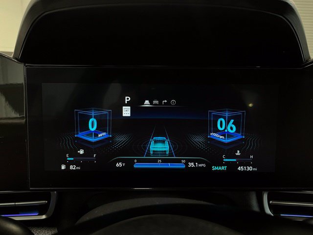 Used 2024 Hyundai Elantra SEL FWD image 24