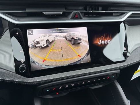 New 2026 Jeep Cherokee Laredo image 20