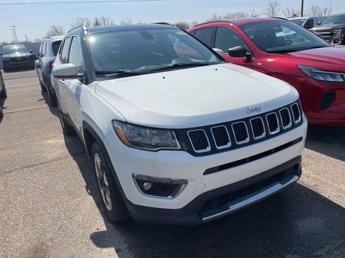 Used 2019 Jeep Compass Limited image 19