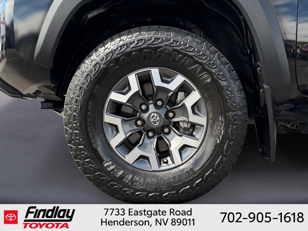 Certified 2023 Toyota Tacoma TRD Off-Road AWD/4WD image 12