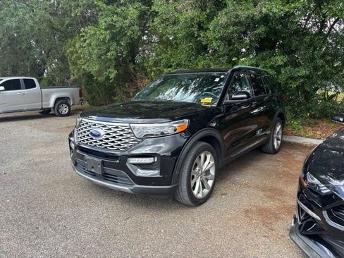 Used 2022 Ford Explorer Platinum w/ Equipment Group 601A AWD/4WD image 5