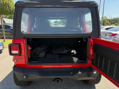 Used 2020 Jeep Wrangler Unlimited Sport AWD/4WD image 11