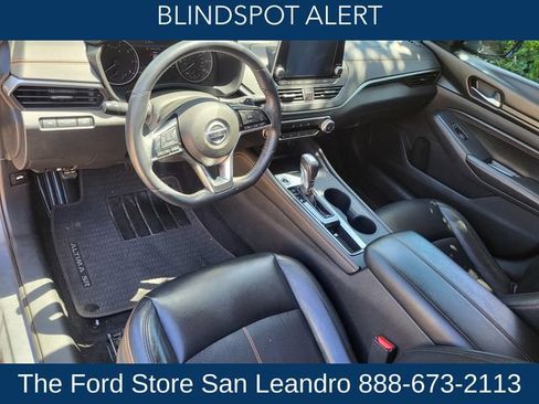 Used 2019 Nissan Altima 2.5 SR FWD image 8