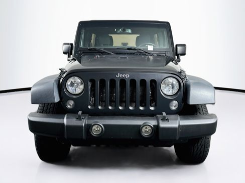 Used 2017 Jeep Wrangler Unlimited Sport AWD/4WD image 2
