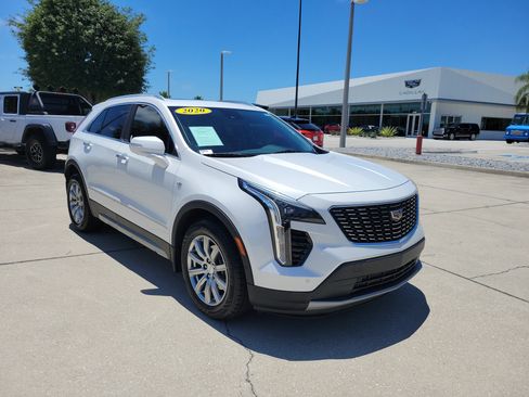 Used 2020 Cadillac XT4 Premium Luxury w/ Enhanced Visibility Package FWD image 1