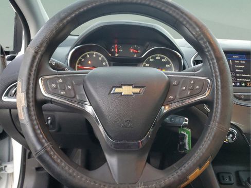 Used 2019 Chevrolet Cruze LS w/ LS Convenience Package image 15