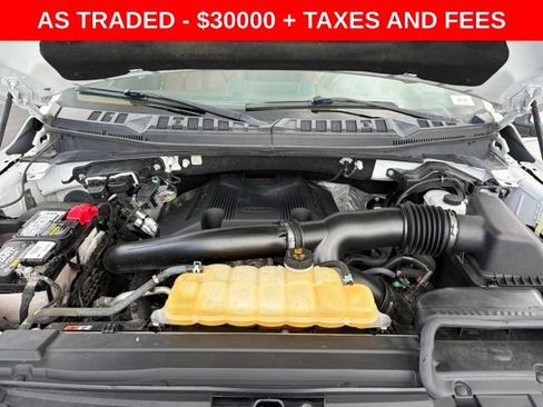 Used 2018 Ford F150 King Ranch w/ Equipment Group 601A Luxury AWD/4WD image 11