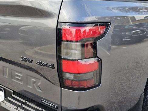 Used 2023 Nissan Frontier SV w/ Midnight Edition Package image 9