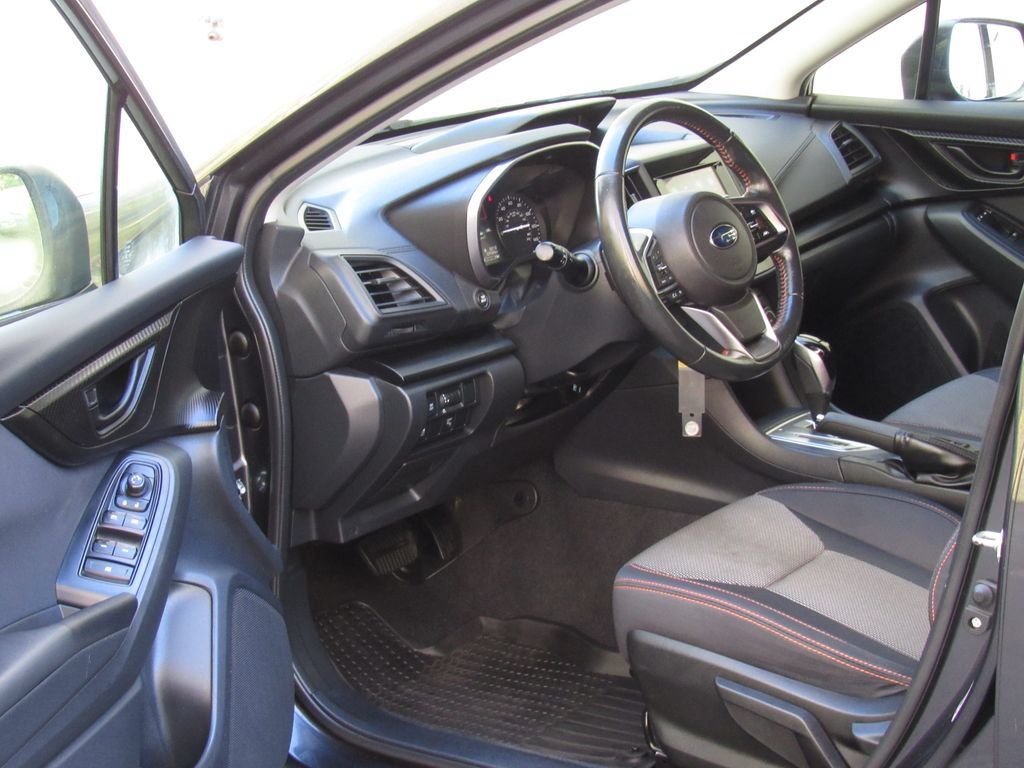 Used 2019 Subaru Crosstrek 2.0i Premium AWD/4WD image 9
