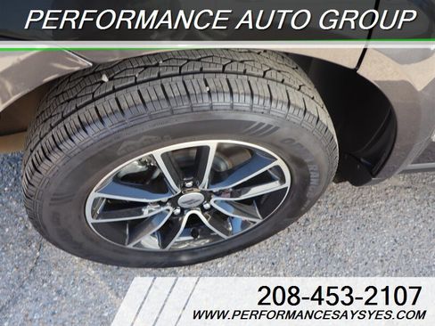 Used 2018 Dodge Journey SE w/ Connectivity Group image 20