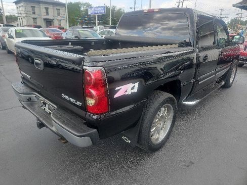 Used 2004 Chevrolet Silverado 1500 LT image 3