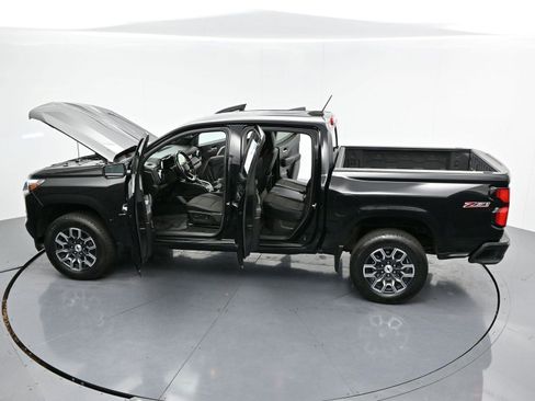 Used 2023 Chevrolet Colorado Z71 w/ Z71 Convenience Package 2 image 39