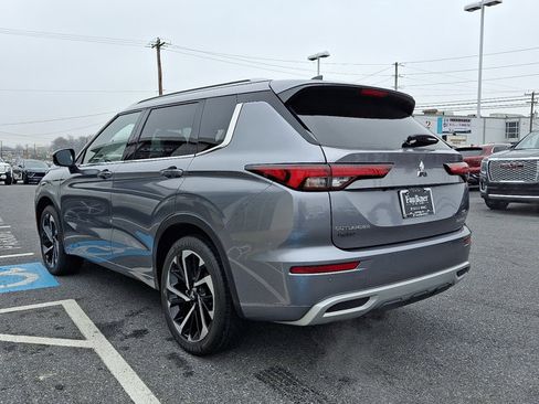 Used 2022 Mitsubishi Outlander SEL image 4