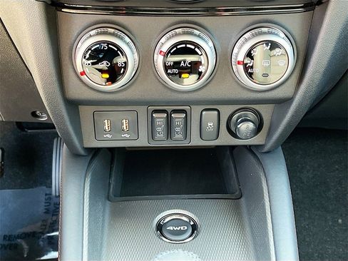 New 2025 Mitsubishi Outlander Sport SE image 14