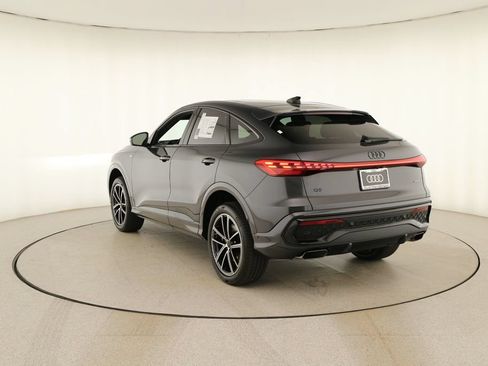 New 2026 Audi Q5 Premium Plus AWD/4WD image 4
