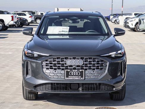 New 2025 Audi Q5 Premium image 2