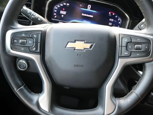 Used 2025 Chevrolet Silverado 2500 LT w/ Convenience Package AWD/4WD image 20