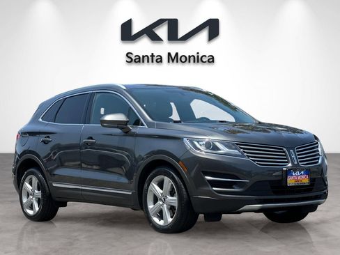 Used 2017 Lincoln MKC Premiere FWD image 8