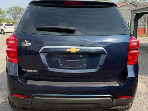 Used 2017 Chevrolet Equinox LS image 4
