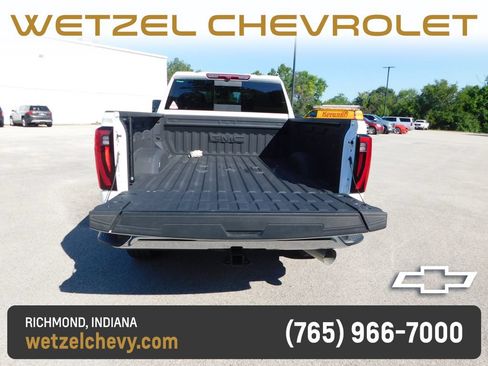 Used 2025 GMC Sierra 2500 SLT w/ Texas SLT Premium Package AWD/4WD image 7