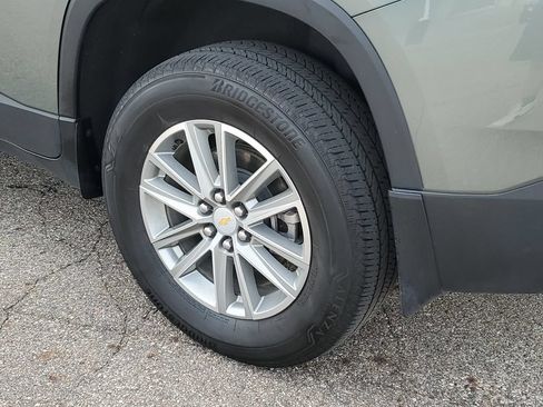 Certified 2023 Chevrolet Traverse LT FWD image 34