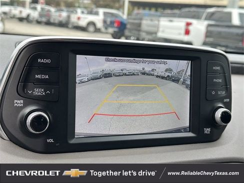 Used 2020 Hyundai Santa Fe SEL w/ Convenience Package image 18