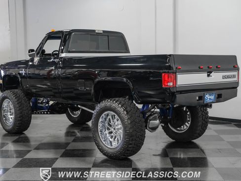 Used 1986 Chevrolet C/K Truck 3500 image 8