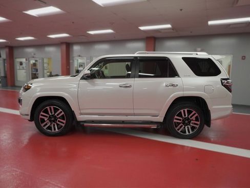 Certified 2022 Toyota 4Runner Limited image 5