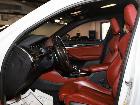 Used 2020 BMW X4 M Competition image 10