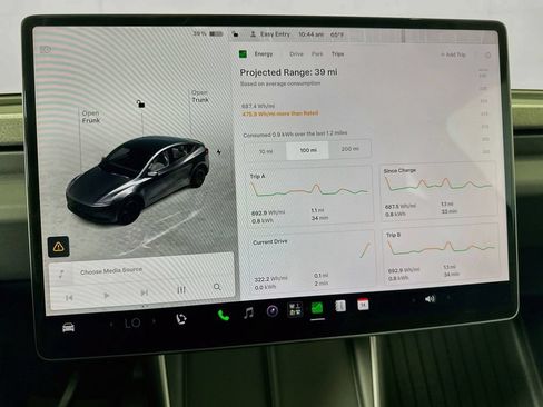 Used 2026 Tesla Model Y 2WD image 49