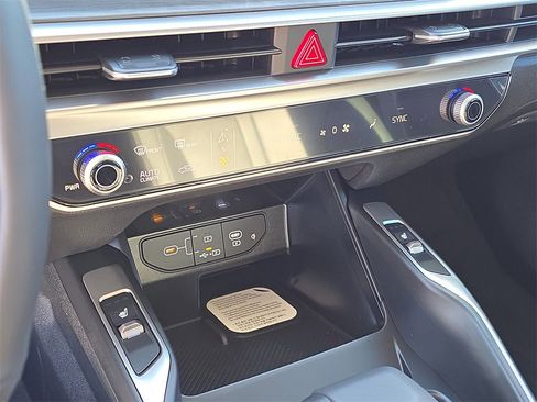 New 2026 Kia Sorento X-Line EX image 26