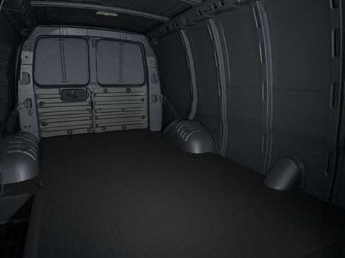 New 2026 Chevrolet Express 2500 RWD image 18