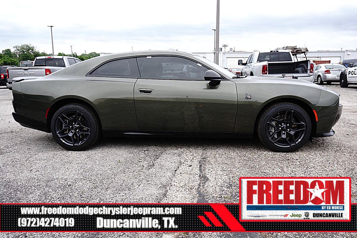 New 2026 Dodge Charger Scat Pack w/ Blacktop Package AWD/4WD image 6