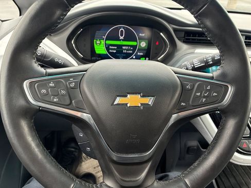 Used 2017 Chevrolet Bolt LT FWD image 14