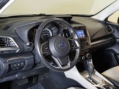 Used 2022 Subaru Forester Premium AWD/4WD image 6