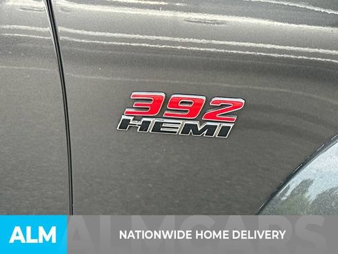 Used 2022 Dodge Charger Scat Pack w/ Dynamics Package RWD image 4