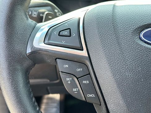 Used 2019 Ford Edge SEL w/ Equipment Group 201A image 26