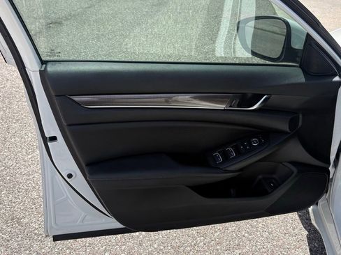 Used 2020 Honda Accord Sport image 10