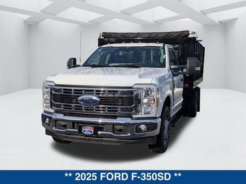 New 2025 Ford F350 XL w/ XL Chrome Package image 8