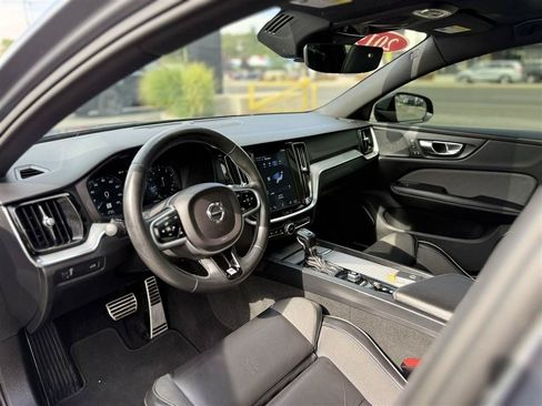 Used 2019 Volvo S60 T5 R-Design FWD image 18