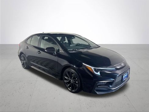 Used 2024 Toyota Corolla SE image 4