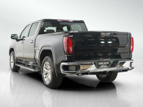 Used 2022 GMC Sierra 1500 SLT w/ SLT Premium Package AWD/4WD image 3