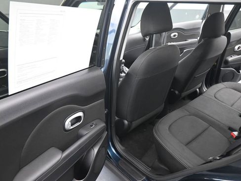 Used 2019 Kia Soul + image 41