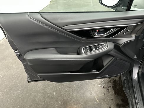 Certified 2025 Subaru Outback Limited image 19