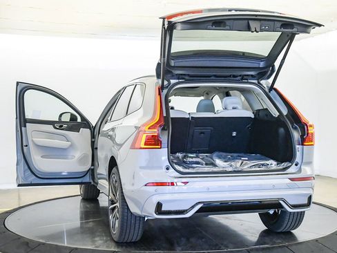 New 2026 Volvo XC60 B5 Ultra w/ Protection Package Premier AWD/4WD image 25