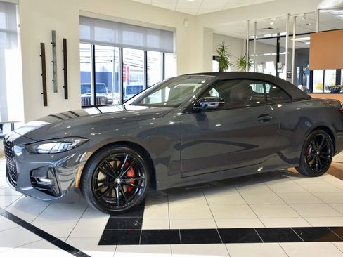 Used 2022 BMW 430i xDrive Convertible w/ M Sport Package image 3