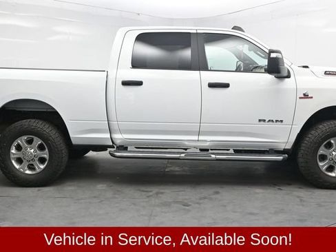 Used 2024 RAM 2500 Big Horn AWD/4WD image 9